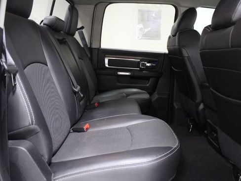 Used 2017 RAM 2500 Laramie w/ Convenience Group AWD/4WD image 28
