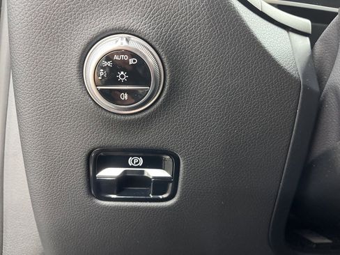 Used 2024 Mercedes-Benz GLC 300 image 20