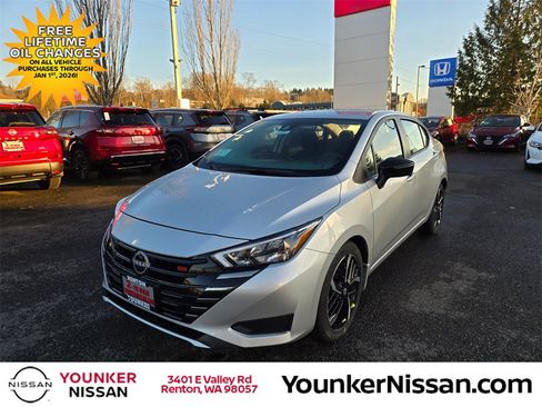 New 2025 Nissan Versa SR w/ Trunk Package image 1