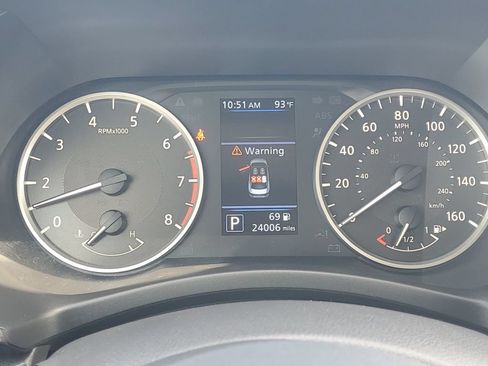 Used 2025 Nissan Sentra S FWD image 27