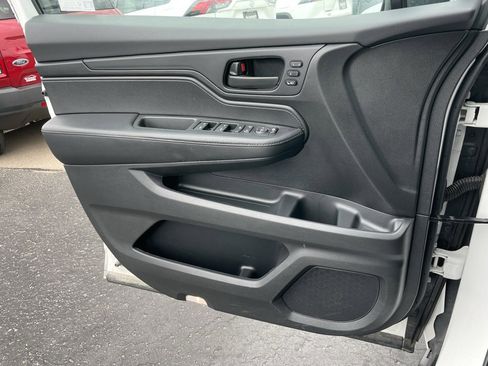 Used 2024 Honda Odyssey EX-L image 45