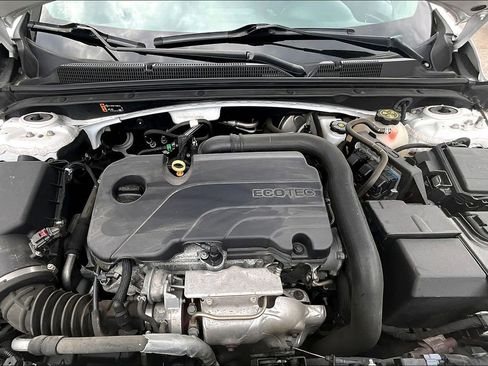 Used 2020 Chevrolet Malibu LT image 28