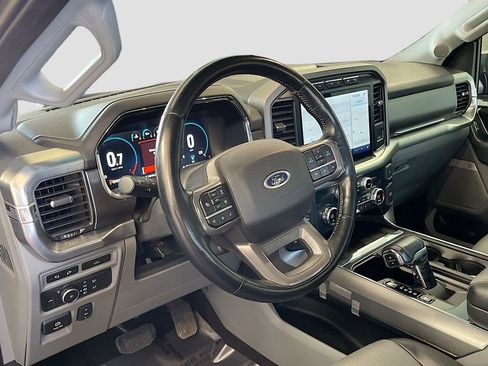 Used 2021 Ford F150 Lariat image 9