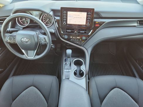 Used 2023 Toyota Camry LE image 30