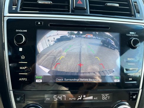 Used 2018 Subaru Outback 3.6R Limited AWD/4WD image 24