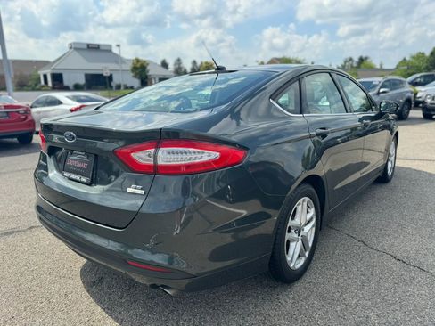 Used 2015 Ford Fusion SE image 5