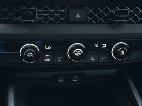 Used 2025 Honda Accord LX image 33