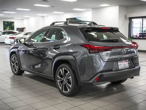 Certified 2025 Lexus UX 300h FWD w/ Accessory Package (Z2) image 8