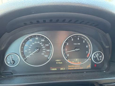 Used 2011 BMW 528i Sedan RWD image 19