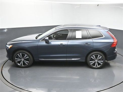Certified 2022 Volvo XC60 B6 Inscription w/ Advanced Package image 46