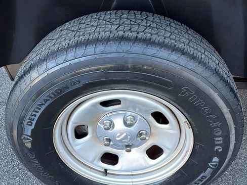 Used 2017 RAM 1500 Tradesman w/ Power & Remote Entry Group image 27