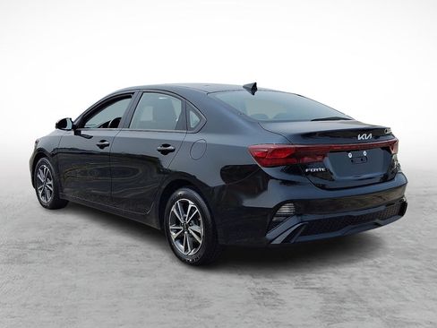 Used 2024 Kia Forte LXS FWD image 3