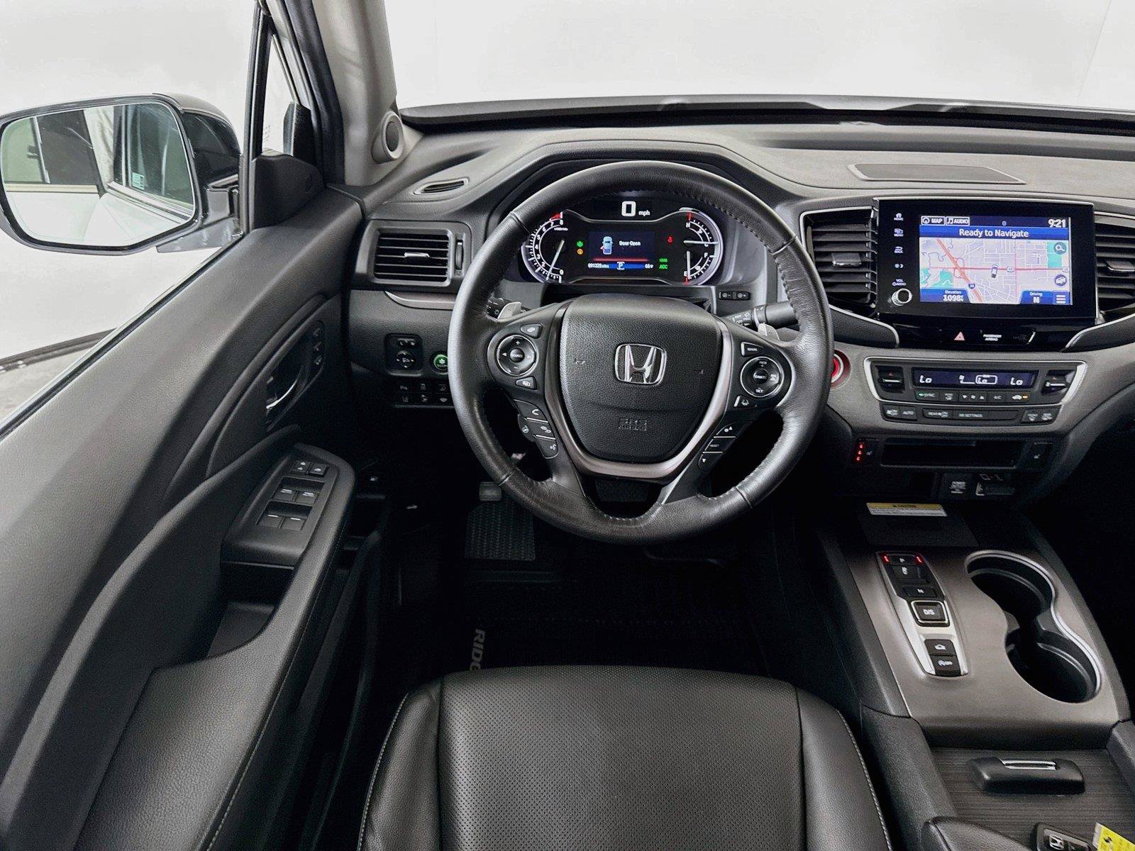 Used 2023 Honda Ridgeline RTL-E image 2