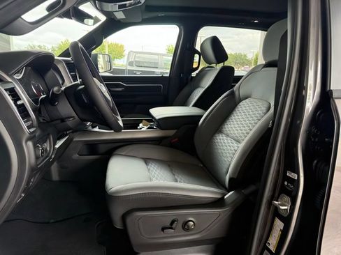 New 2026 RAM 1500 Big Horn AWD/4WD image 17