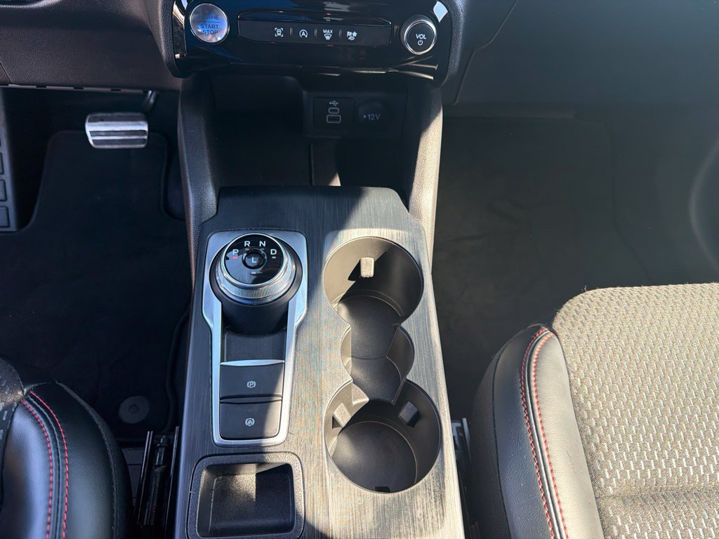 Used 2024 Ford Escape ST-Line w/ Tech Pack #1 FWD image 27