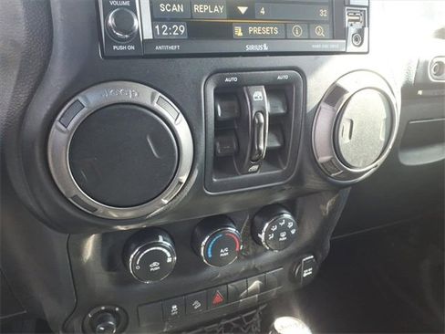 Used 2017 Jeep Wrangler Unlimited Sport w/ Quick Order Package 24S image 17