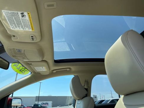 Used 2024 Ford Edge SEL w/ Convenience Package image 21