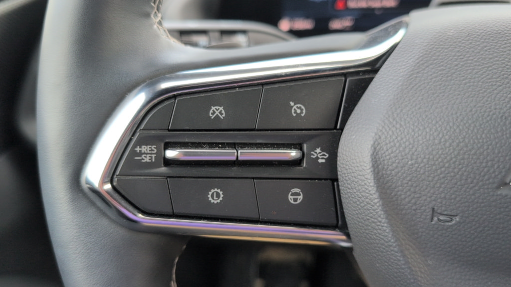 Used 2026 Chevrolet Traverse High Country w/ LPO, Floor Liner Package AWD/4WD image 14