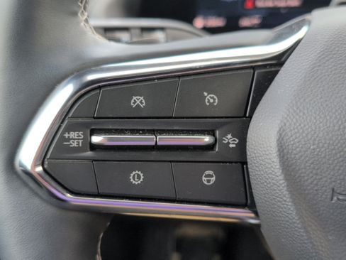 Used 2026 Chevrolet Traverse High Country w/ LPO, Floor Liner Package AWD/4WD image 14
