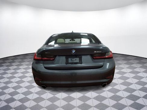 Used 2022 BMW 330i xDrive Sedan w/ Driving Assistance Package image 8