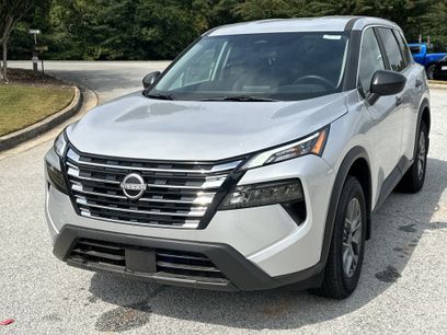 New 2025 Nissan Rogue S