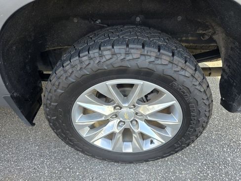 Used 2021 Chevrolet Silverado 1500 LTZ image 38