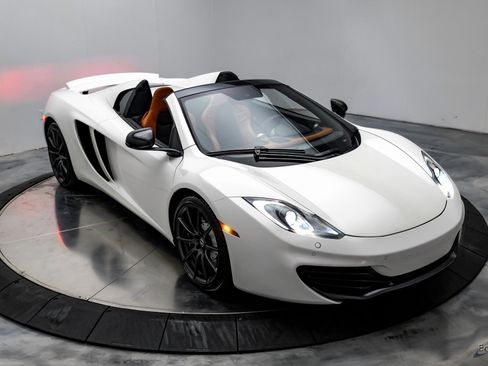 Used 2013 McLaren MP4-12C Spider image 32