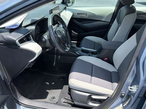 Used 2024 Toyota Corolla LE FWD image 10