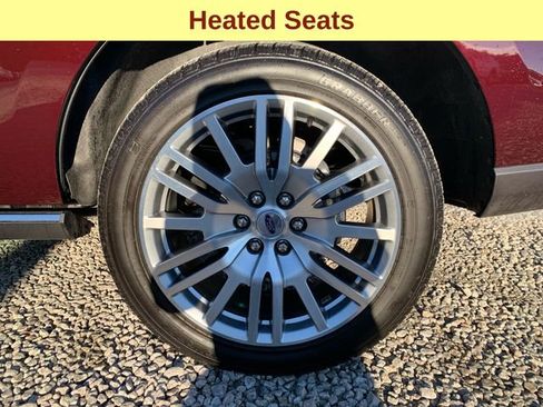 Used 2024 Ford Expedition Limited image 9