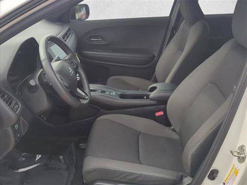 Used 2021 Honda HR-V Sport image 16