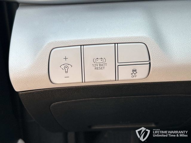 New 2026 Hyundai Elantra Limited FWD image 26