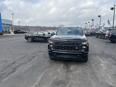 Used 2023 Chevrolet Silverado 1500 Custom image 8