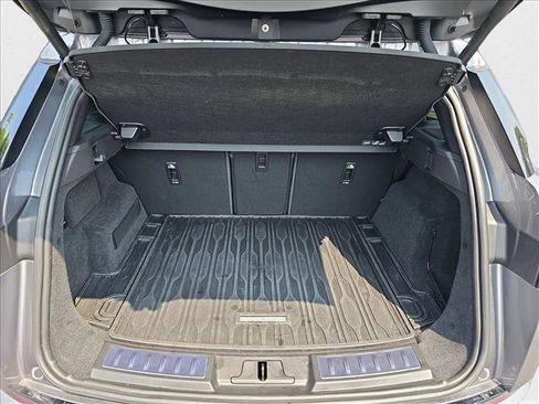 Used 2024 Land Rover Range Rover Evoque Dynamic SE image 12