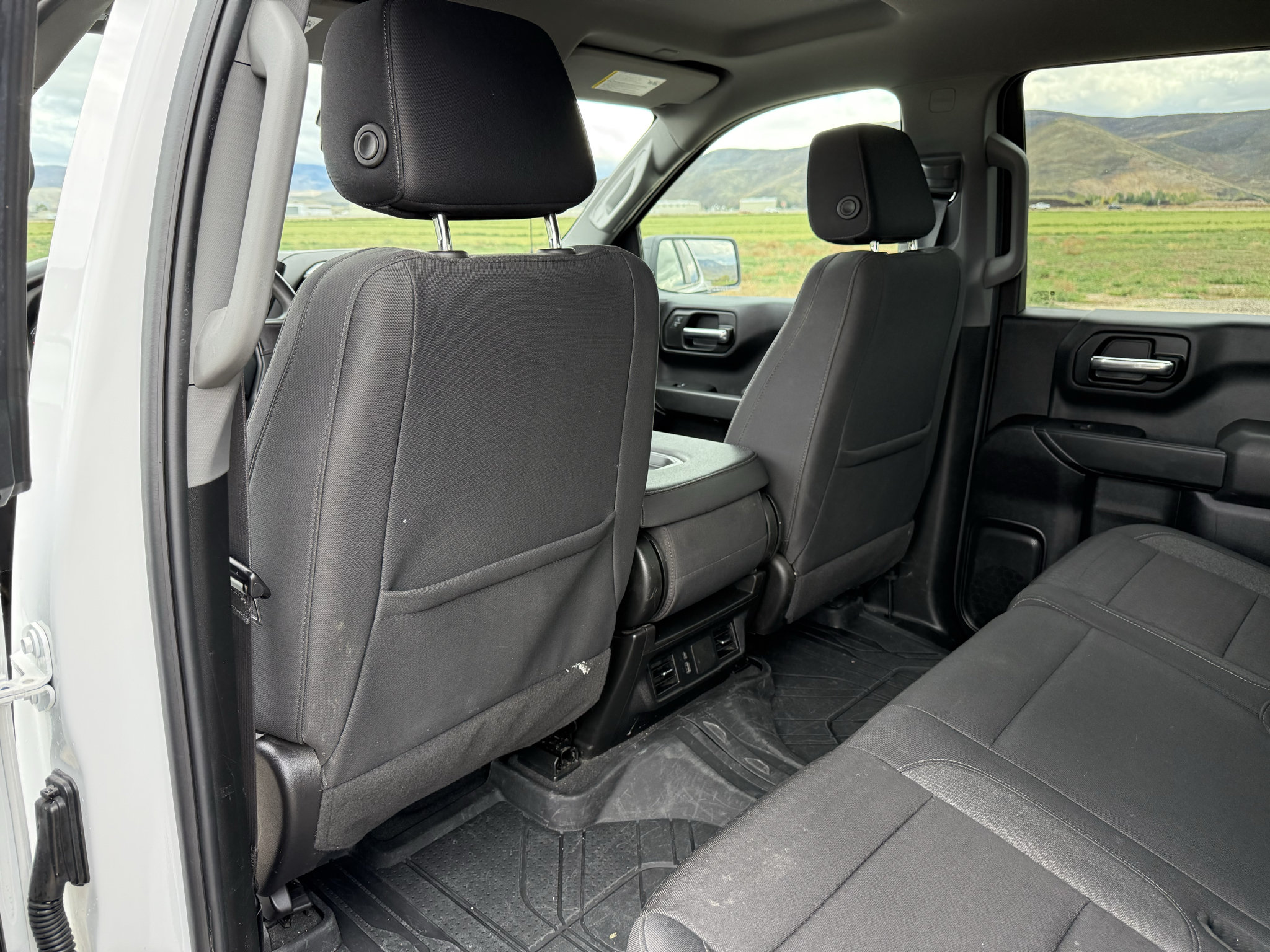Used 2024 Chevrolet Silverado 1500 Custom AWD/4WD image 29