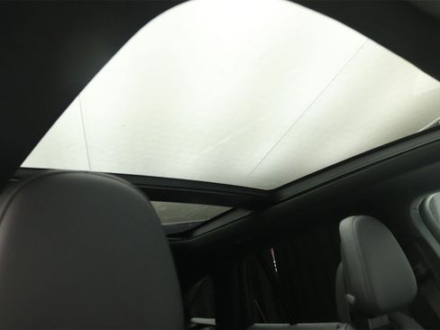 Used 2026 Mercedes-Benz EQE 320 4MATIC SUV image 14