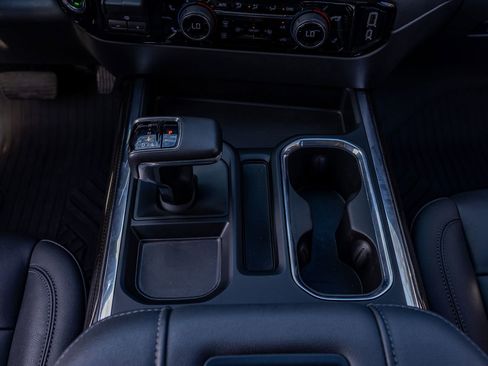 Used 2022 Chevrolet Silverado 1500 LT Trail Boss w/ Convenience Package II image 27