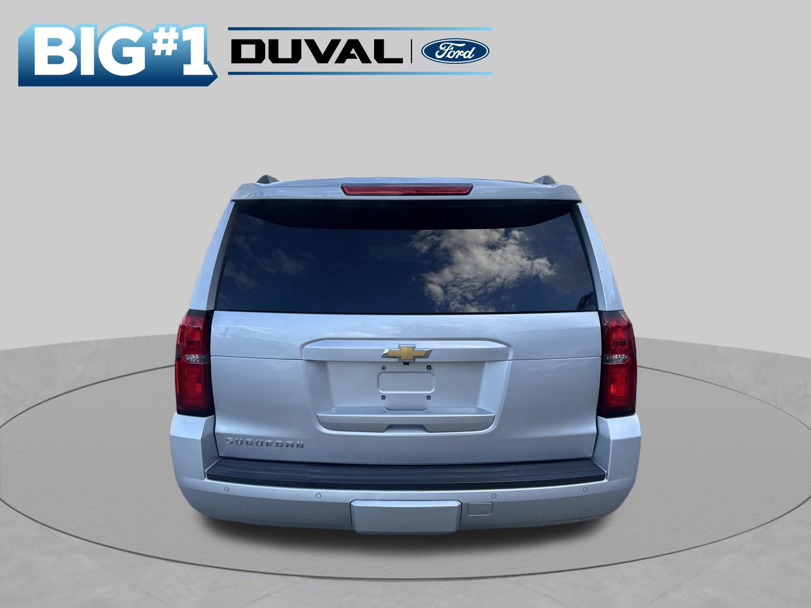 Used 2016 Chevrolet Suburban LT w/ Luxury Package RWD image 8