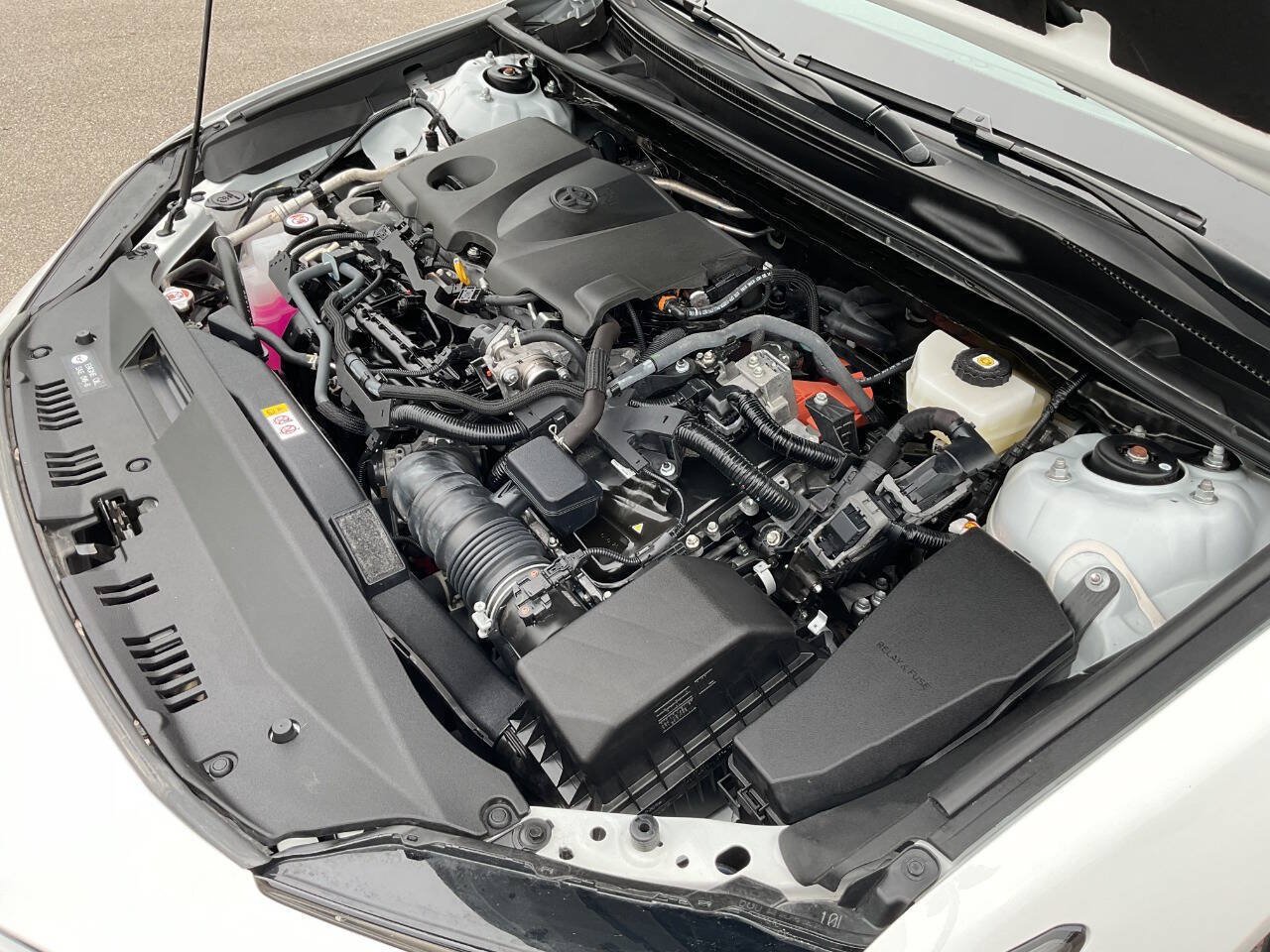 Used 2025 Toyota Camry LE FWD image 54