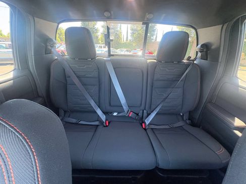 Used 2026 Nissan Frontier PRO-4X AWD/4WD image 38