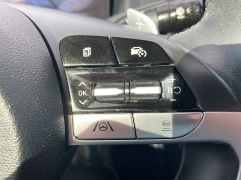 Used 2023 Hyundai Santa Cruz Limited image 24