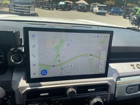 Used 2025 Toyota 4Runner Trailhunter AWD/4WD image 14