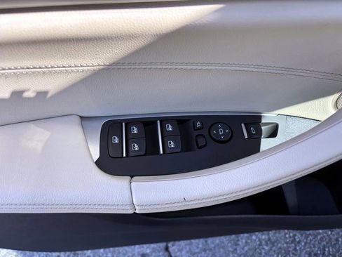 Used 2019 BMW X3 xDrive30i w/ Premium Package image 13