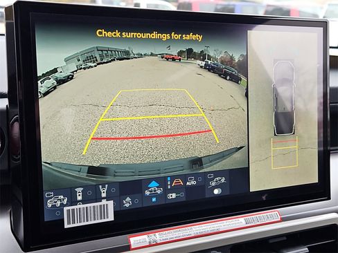 New 2025 Toyota Tacoma 4x4 Double Cab Hybrid image 11