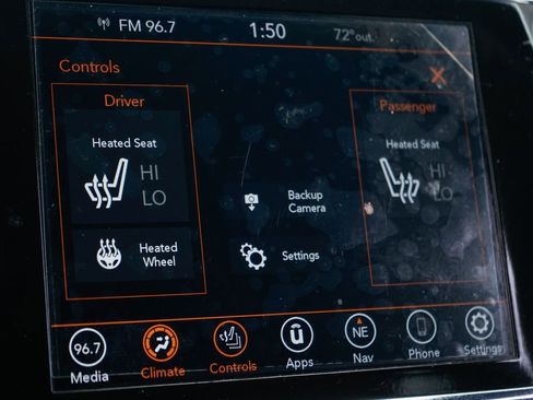 Used 2022 Jeep Grand Cherokee Limited image 31