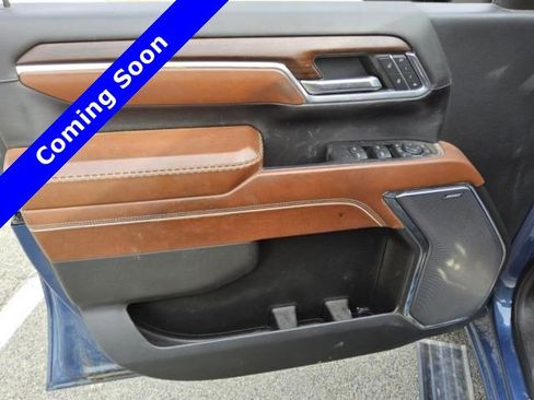 Used 2024 GMC Sierra 2500 Denali Ultimate AWD/4WD image 17