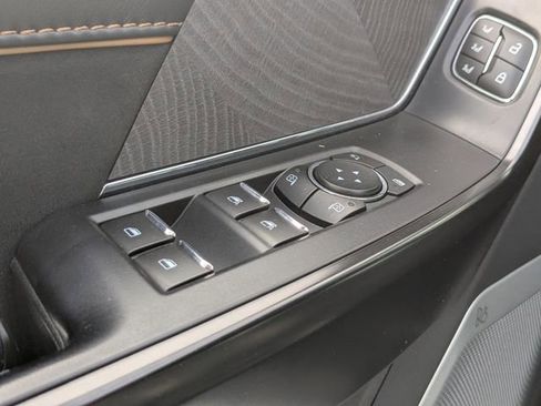 Certified 2023 Ford F150 Platinum w/ Equipment Group 701A High image 10