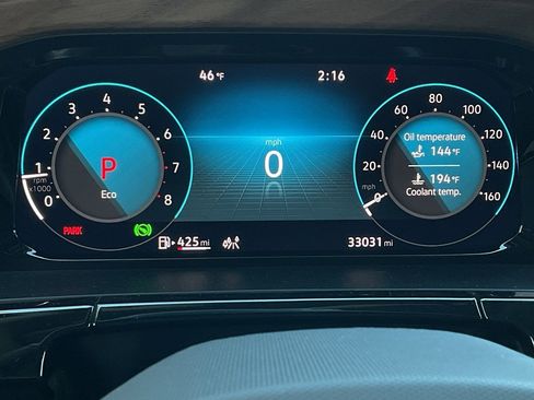 Used 2025 Volkswagen Atlas SE image 23