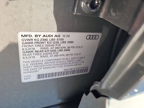 Certified 2025 Audi Q3 2.0T Premium w/ Convenience Package image 31