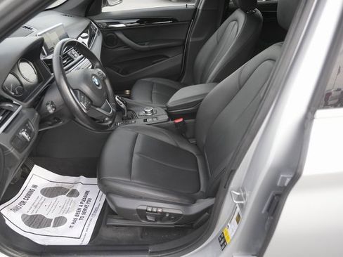 Used 2021 BMW X1 xDrive28i w/ Convenience Package image 9