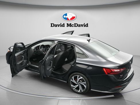 Used 2023 Volkswagen Jetta GLI Autobahn image 40